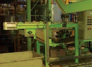 碱洗液平床过滤机在武汉钢铁集团公司冷轧厂应用现场
