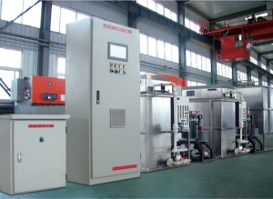 武汉钢铁公司冷轧厂镀铬液循环过滤装置